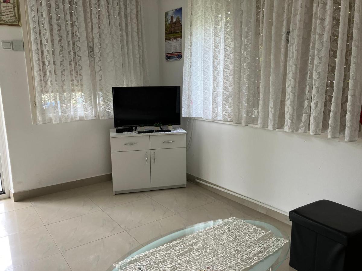 Apartamani Evelin Велико-Градиште Экстерьер фото